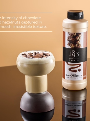 Sốt Chocolate Hạt Phỉ 1883: Giải Pháp "Cứu Cánh" Cho Menu Mùa Cao Điểm – Hàng Luôn Sẵn Kho